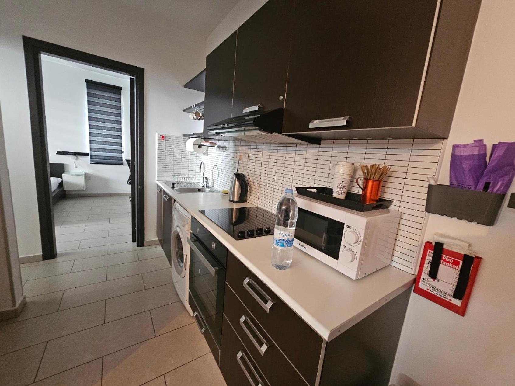 Nina Court Residence - University Of Cyprus - Aglantzia ภายนอก รูปภาพ